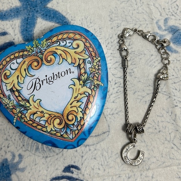 Brighton Heart Slide Charm Bracelet with Horseshoe Good Luck, 2 Spacers & Tin - Picture 9 of 11